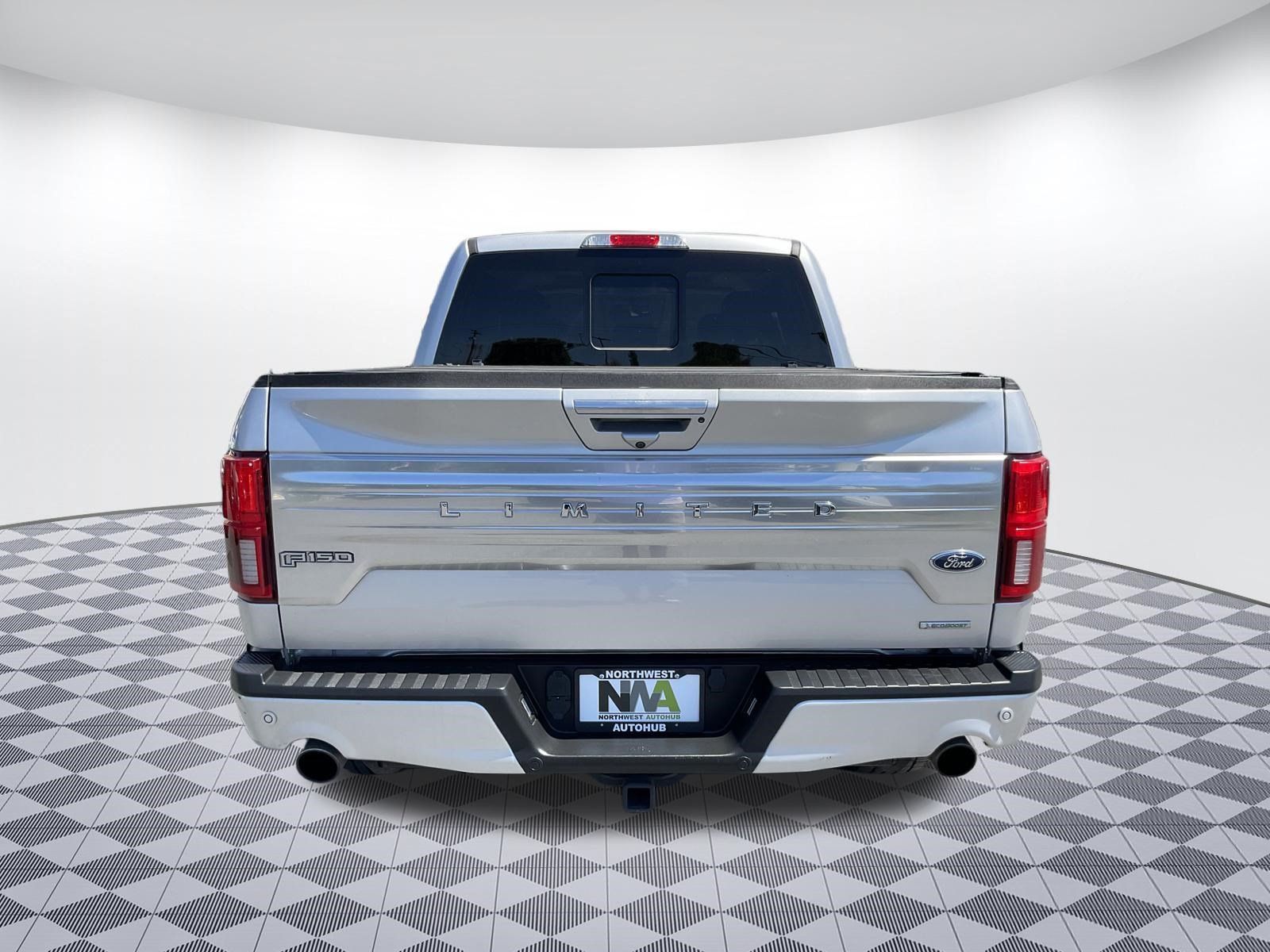 Used 2019 Ford F150 Limited AWD/4WD image 4