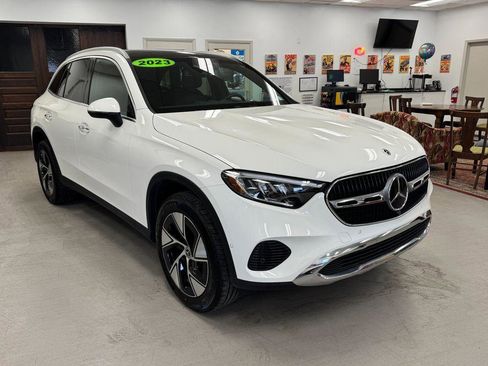 Used 2023 Mercedes-Benz GLC 300 4MATIC image 28
