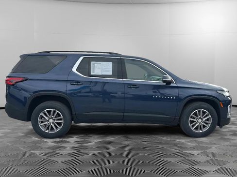 Used 2023 Chevrolet Traverse LT image 6