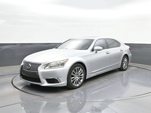 Used 2013 Lexus LS 460 L w/ Ultra Luxury Pkg RWD image 31
