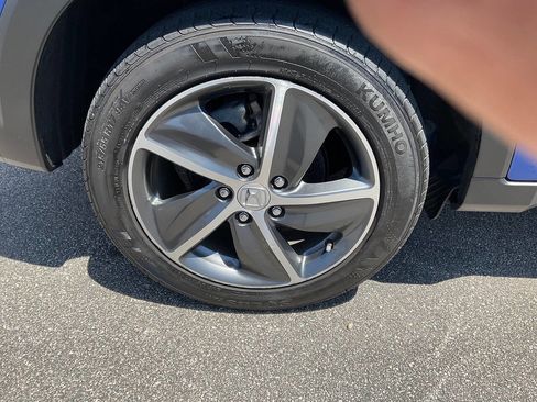 Used 2022 Honda HR-V EX image 3