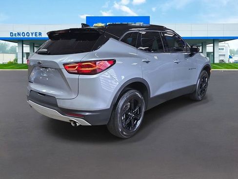 Used 2023 Chevrolet Blazer LT w/ Convenience Package FWD image 7
