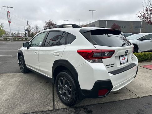 Used 2021 Subaru Crosstrek 2.5i Sport w/ Moonroof Package image 3
