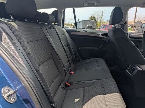 Used 2016 Volkswagen Golf S FWD image 20