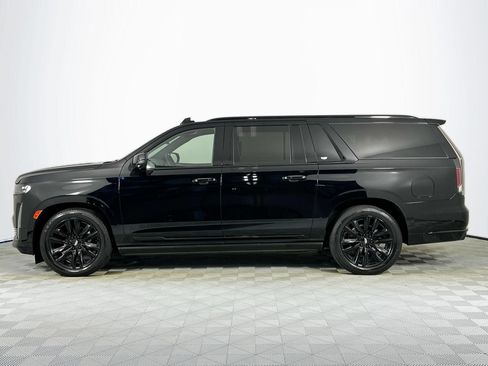 Used 2024 Cadillac Escalade ESV Sport w/ Touring Package AWD/4WD image 8