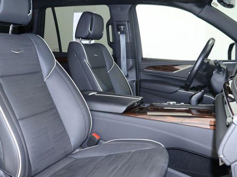 Certified 2024 Cadillac Escalade Premium Luxury w/ Performance Package AWD/4WD image 27
