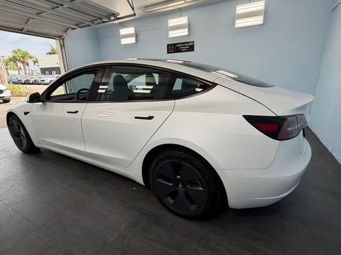 Used 2023 Tesla Model 3 Standard Range RWD image 9