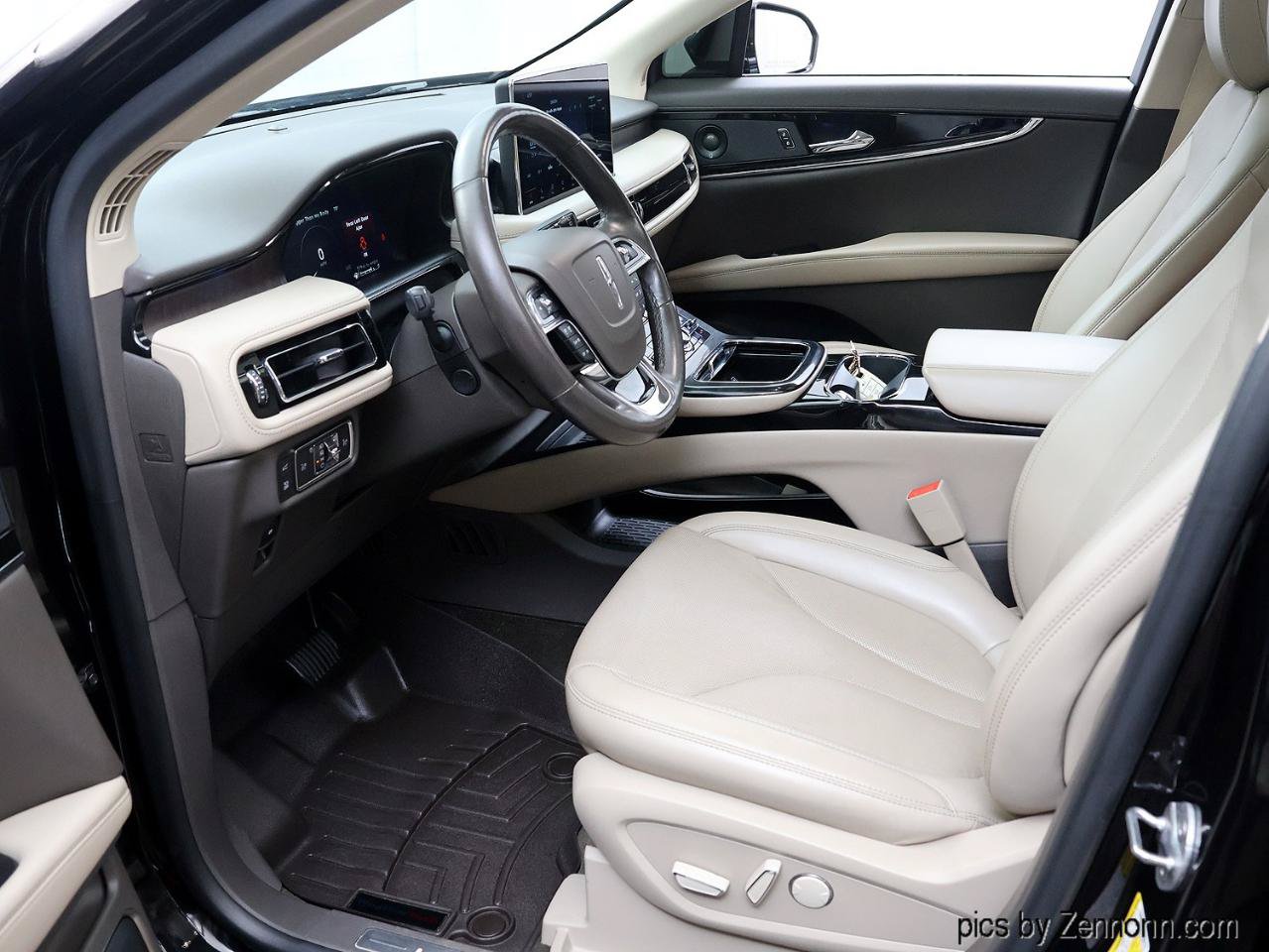 Used 2021 Lincoln Nautilus Reserve AWD/4WD image 12