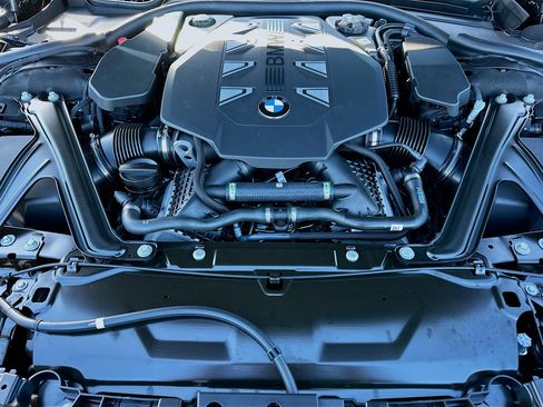 New 2026 BMW 760i xDrive w/ Executive Package image 25