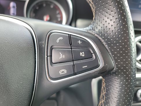 Used 2017 Mercedes-Benz CLA 250 image 24