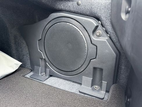 Used 2019 Ford Mustang Shelby GT350 w/ Technology Package image 46