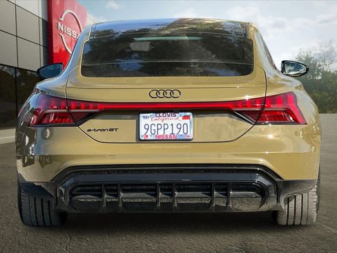 Used 2023 Audi e-tron GT Premium Plus w/ Performance Package image 8