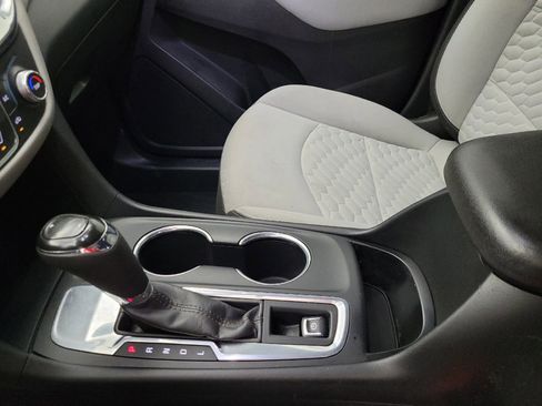 Used 2019 Chevrolet Equinox LS w/ LS Convenience Package FWD image 26