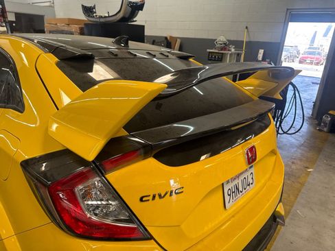Used 2021 Honda Civic Type R Limited image 16