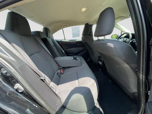 Used 2024 Toyota Corolla LE FWD image 12