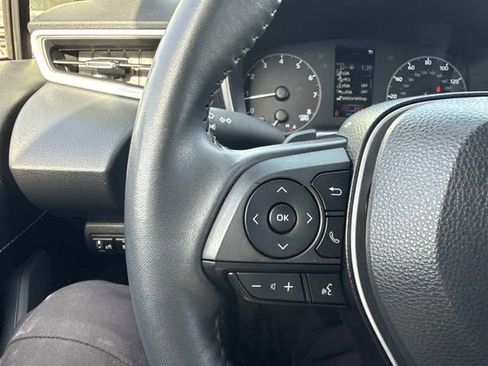 Used 2023 Toyota Corolla SE image 29