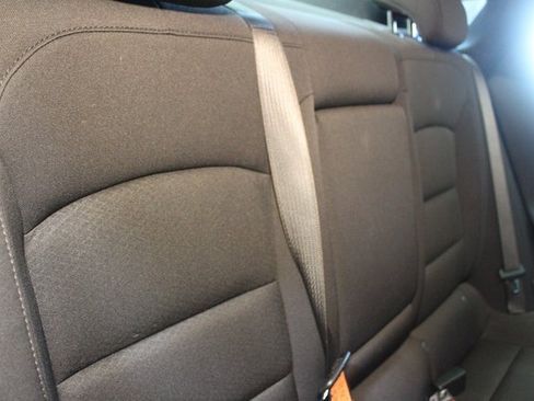 Used 2022 Chevrolet Malibu LT image 12