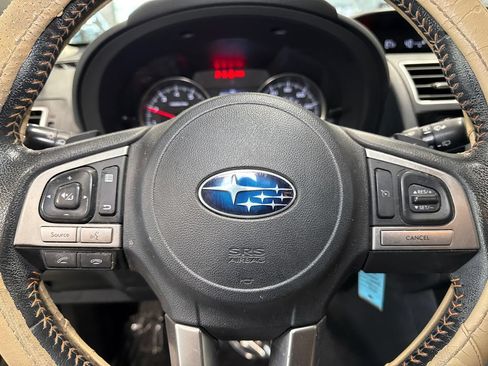 Used 2016 Subaru Crosstrek 2.0i Premium AWD/4WD image 17