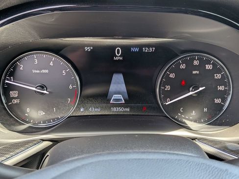 Used 2023 Buick Envision Essence FWD image 18