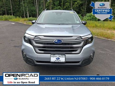 Used 2026 Subaru Forester Premium AWD/4WD image 8