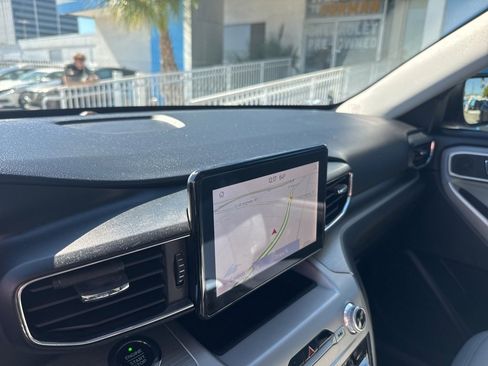 Used 2021 Ford Explorer XLT w/ Equipment Group 202A image 17