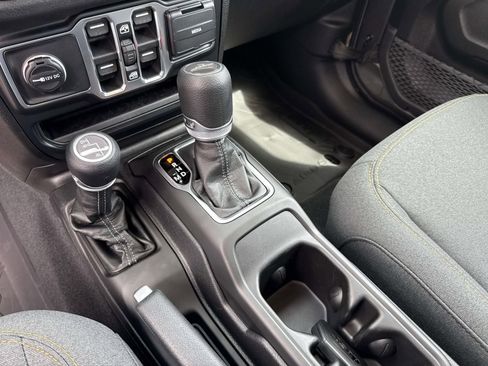 New 2026 Jeep Gladiator Sport image 27