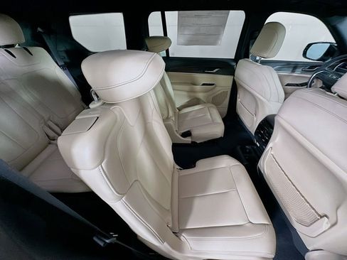 New 2025 Jeep Grand Cherokee L Limited image 37