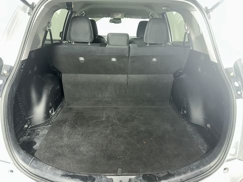 Used 2017 Toyota RAV4 LE FWD image 20