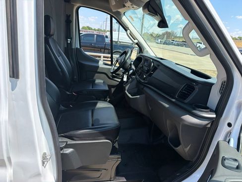 Used 2025 Ford Transit 250 148 Medium Roof RWD image 11