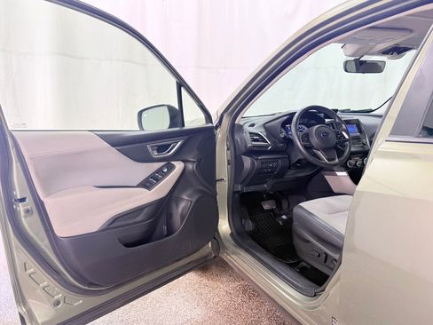 Used 2019 Subaru Forester Premium image 9