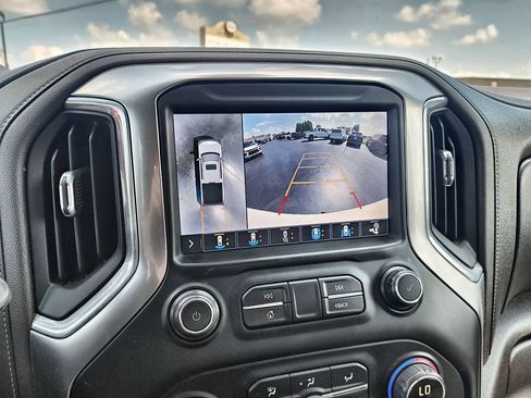Used 2019 Chevrolet Silverado 1500 LTZ w/ LTZ Plus Package AWD/4WD image 17