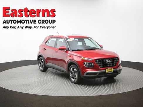 Used 2023 Hyundai Venue Limited FWD image 51