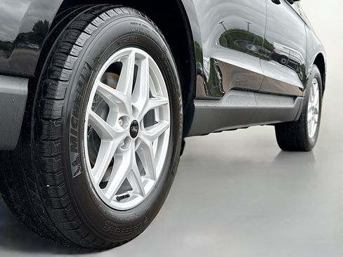 Used 2023 Ford Edge SEL w/ Convenience Package AWD/4WD image 14