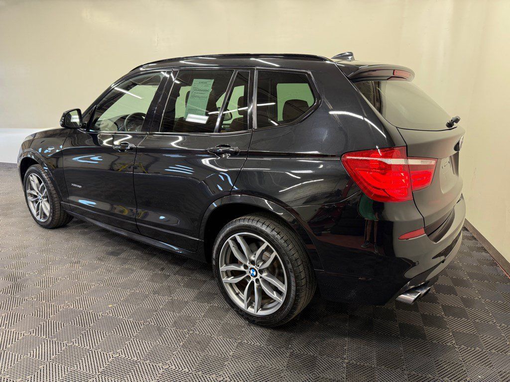 Used 2017 BMW X3 xDrive35i w/ Technology Package AWD/4WD image 3