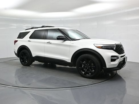 Certified 2023 Ford Explorer ST-Line w/ Class IV Trailer Tow Package AWD/4WD image 25