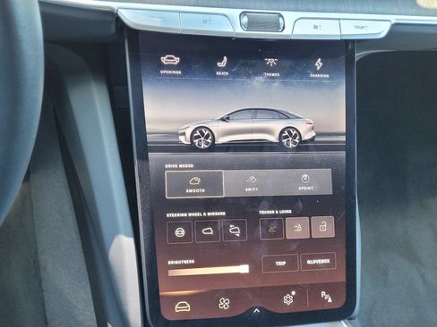 Used 2025 Lucid Air Touring AWD/4WD image 24