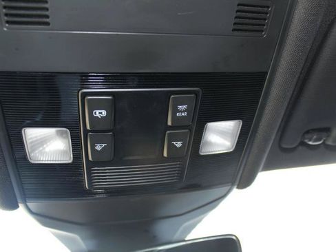 Used 2024 Volkswagen Jetta Sport FWD image 33