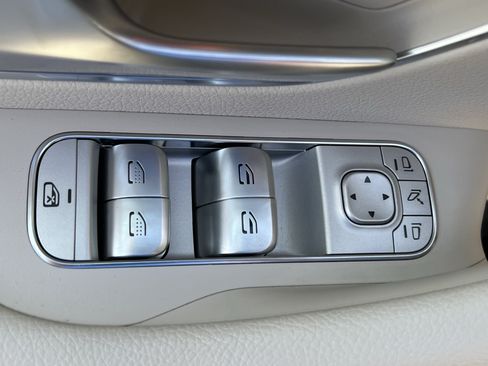 Certified 2023 Mercedes-Benz GLS 450 4MATIC image 15