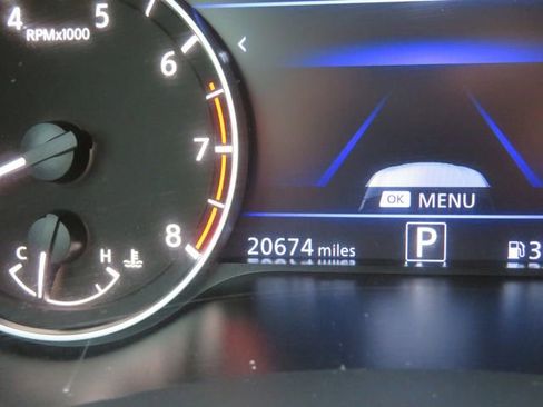 Used 2024 Nissan Altima 2.5 SL FWD image 25