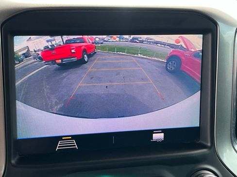 Used 2019 Chevrolet Silverado 1500 LT w/ Z71 Off-Road Package image 14