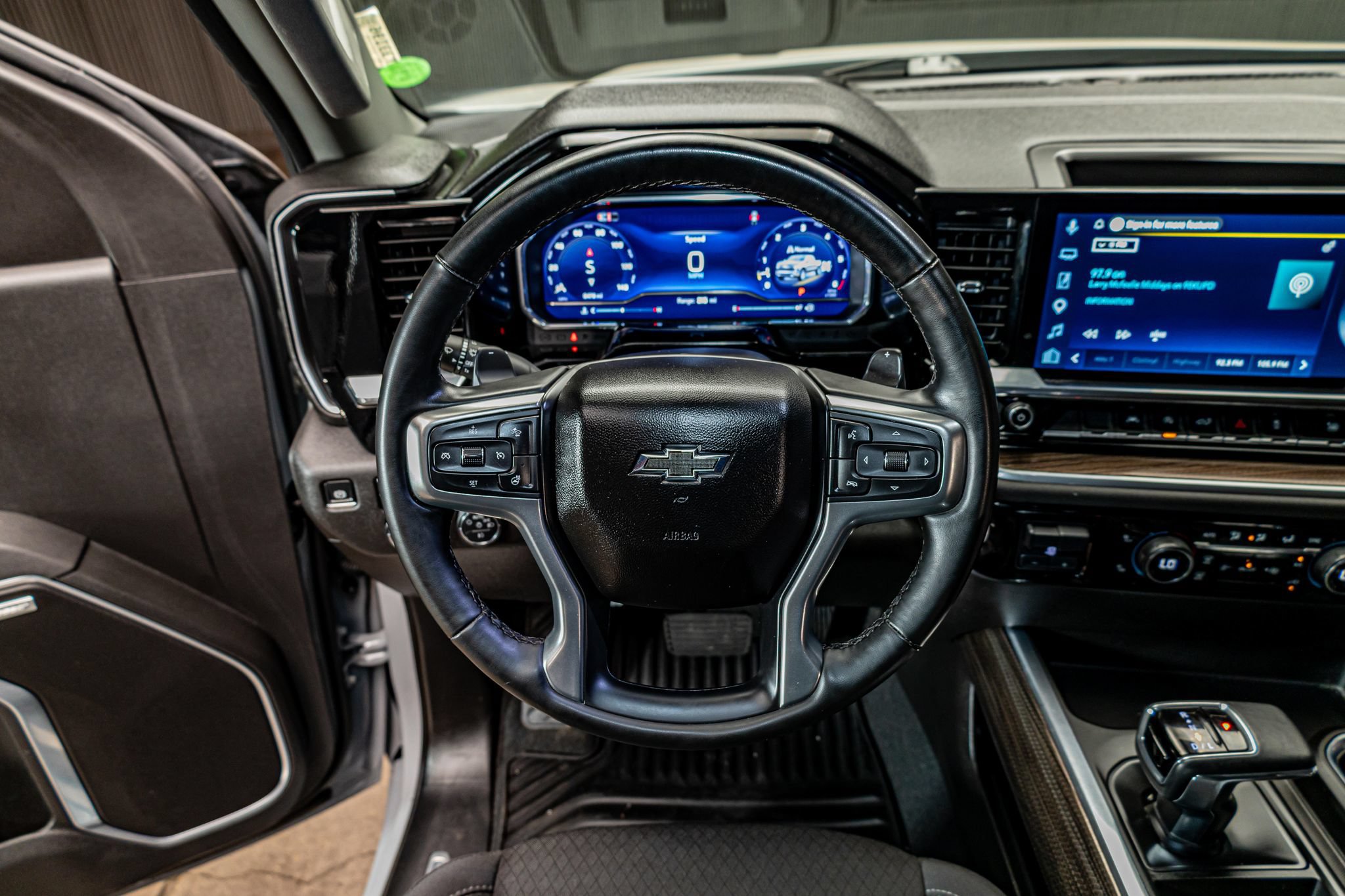 Used 2025 Chevrolet Silverado 1500 RST w/ All Star Edition Plus AWD/4WD image 19