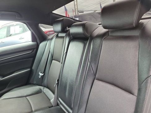 Used 2019 Honda Accord Sport image 13