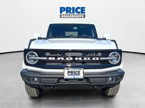 New 2026 Ford Bronco Outer Banks AWD/4WD image 3