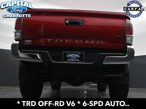 Used 2021 Toyota Tacoma TRD Off-Road AWD/4WD image 25
