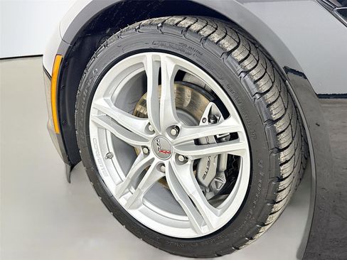 Used 2016 Chevrolet Corvette Stingray Coupe RWD image 28