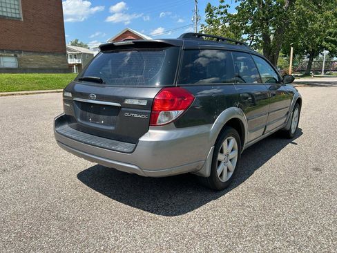 Used 2009 Subaru Outback 2.5i Special Edition AWD/4WD image 5