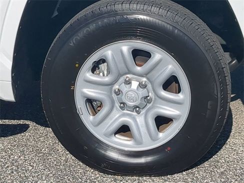 Used 2023 Toyota Tundra SR w/ SR Tow Package image 11