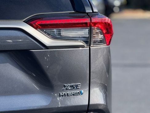 Certified 2022 Toyota RAV4 XSE image 11
