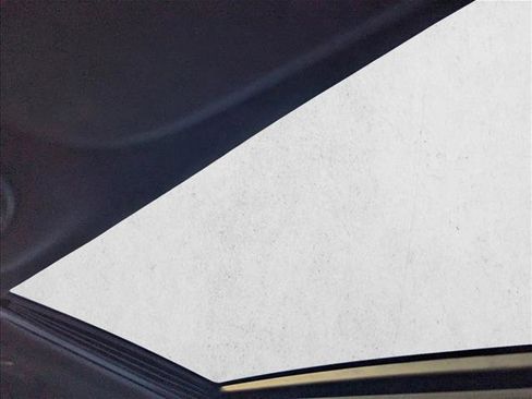 Used 2019 Jeep Grand Cherokee Limited w/ Luxury Group II image 10