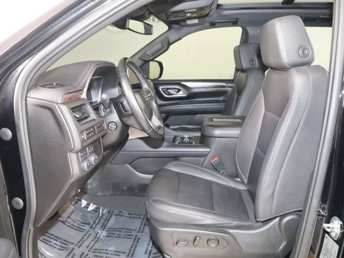 Used 2023 Chevrolet Tahoe Z71 w/ Luxury Package AWD/4WD image 13